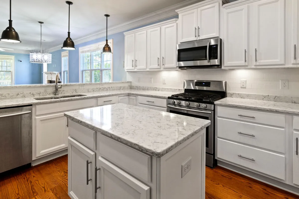 Filth & Squalor Cleanup in Village of Grosse Pointe Shores, MI